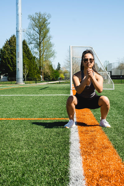 HOW CAN A WRONG SQUATTING TECHNIIQUE CAUSE INJURIES?